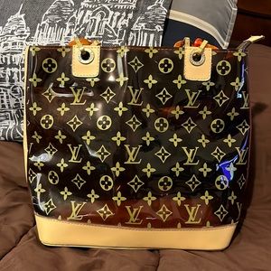 Fashionable Tote Louis Vuitton Bag